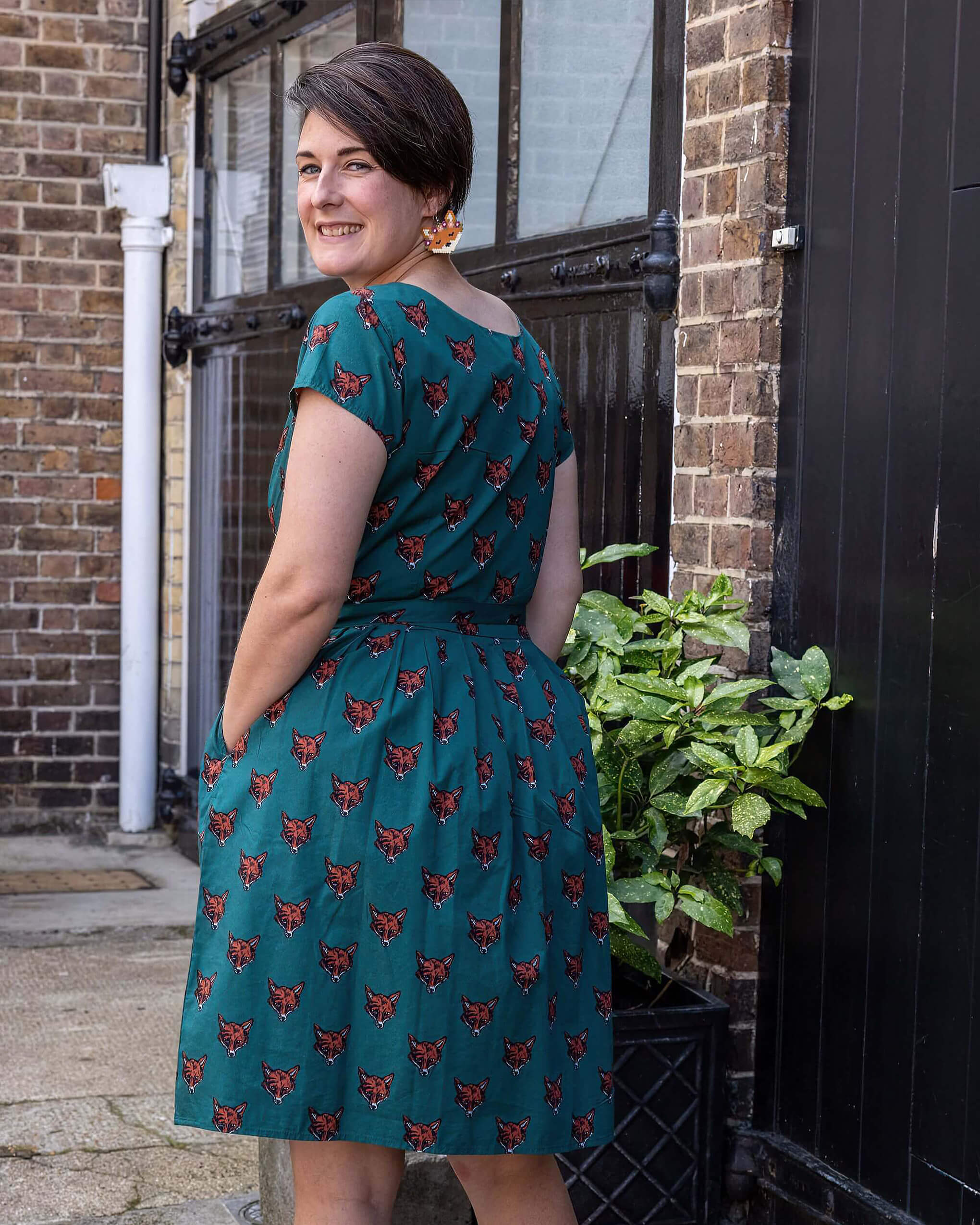 Stretch Foxy Print Tea Party Dress with Pockets - Image 4