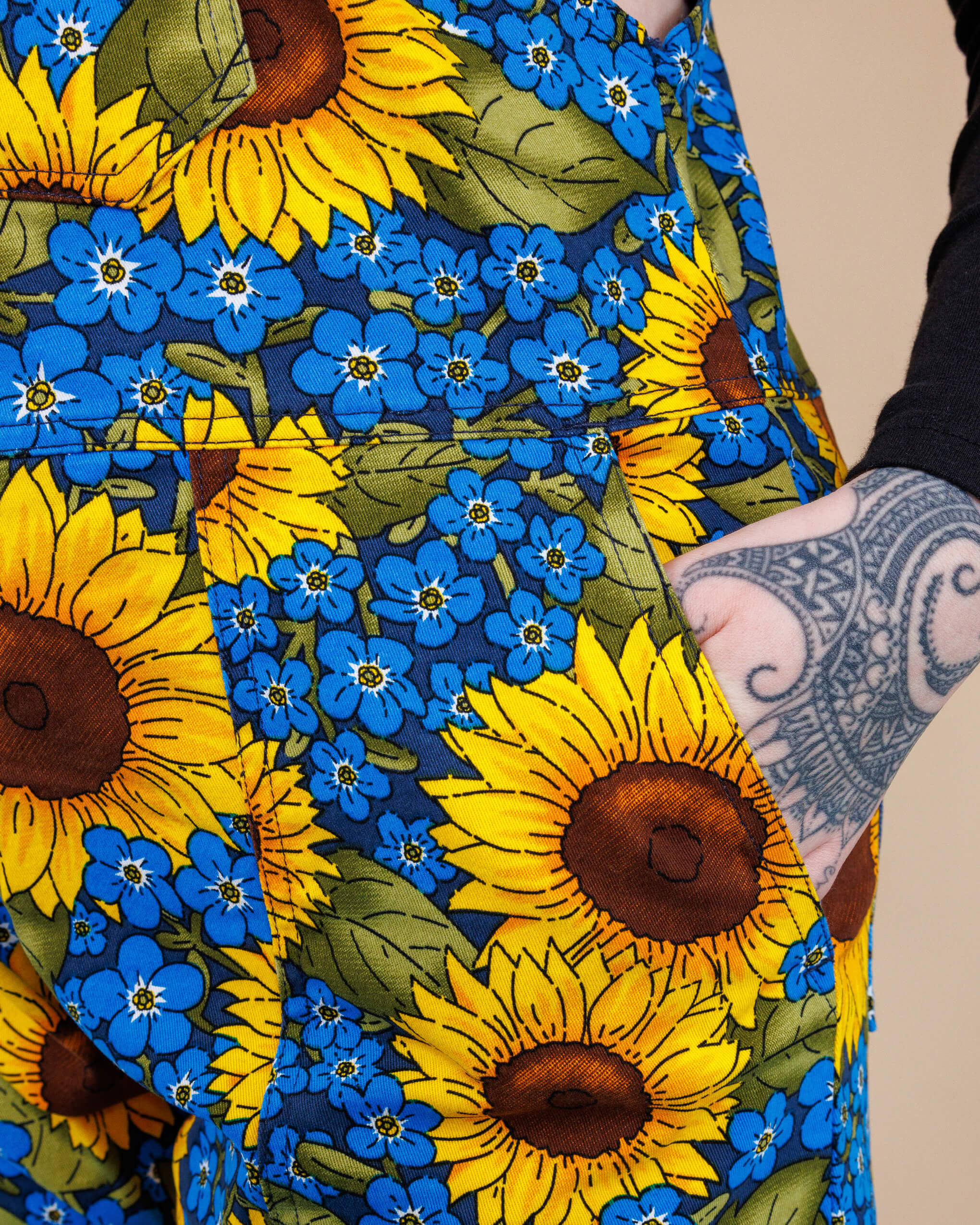 Run & Fly x Jen James Design Forget Me Not Charity Stretch Twill Dungarees - Image 5