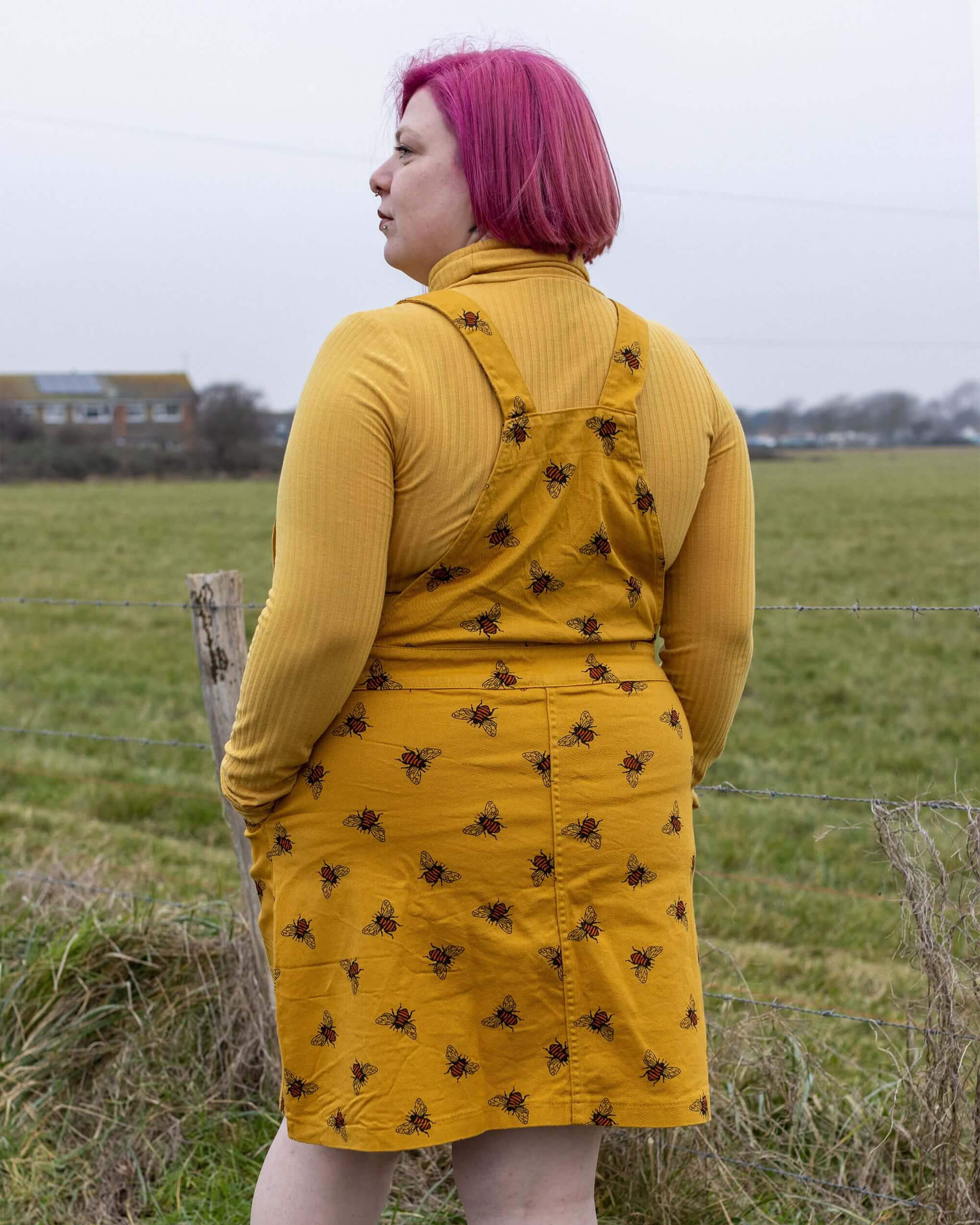 The Bees Knees Bee Print Gold Stretch Twill Pinafore Dress - Image 4