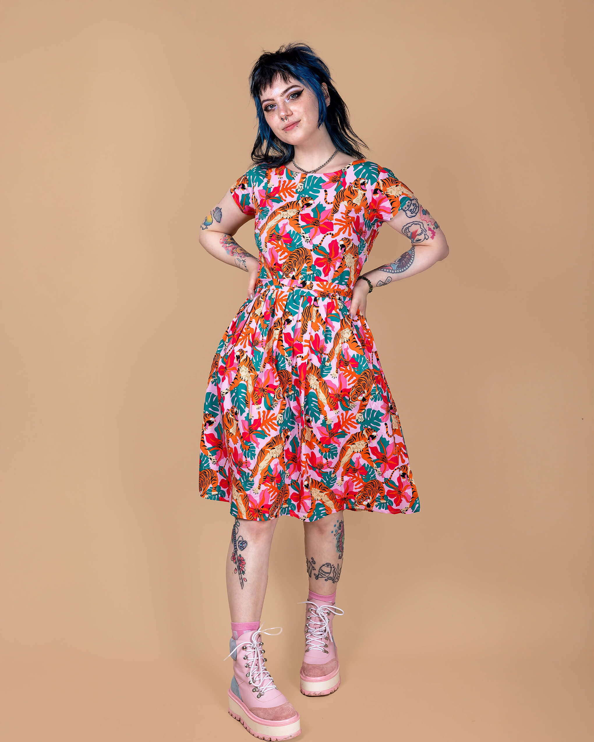 Tiger Lily Stretch Belted Tea Dress with Pockets - Image 3